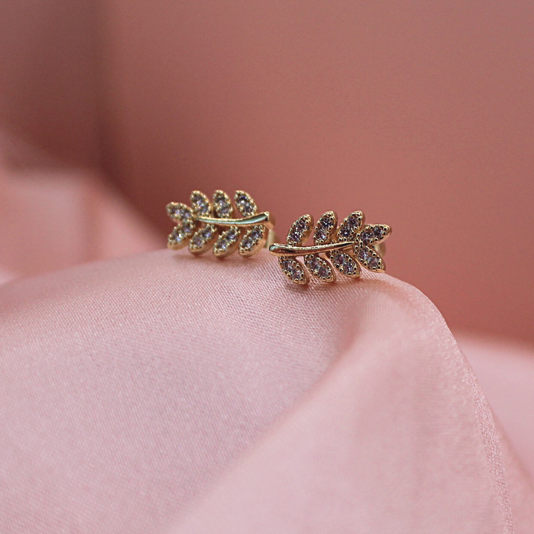 Petit Leaves Studs