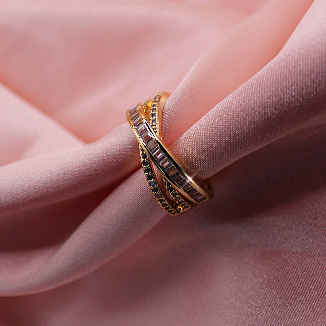 Gleam & Grace Ring