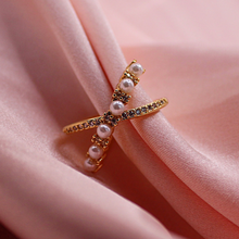 Load image into Gallery viewer, Twinkle Ring
