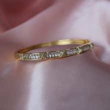Load image into Gallery viewer, Pyramid Bracelet
