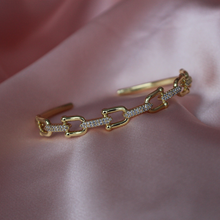 Load image into Gallery viewer, Lock Chain Bracelet
