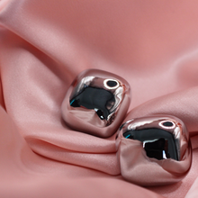 Load image into Gallery viewer, Cube Clip Earrings
