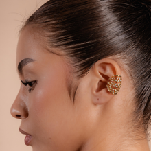 Load image into Gallery viewer, Maxi Earcuff
