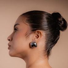 Load image into Gallery viewer, Cube Clip Earrings
