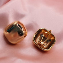 Load image into Gallery viewer, Cube Clip Earrings
