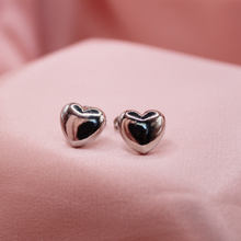 Load image into Gallery viewer, Cute Hearts Studs
