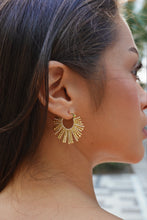 Load image into Gallery viewer, Anto Earrings
